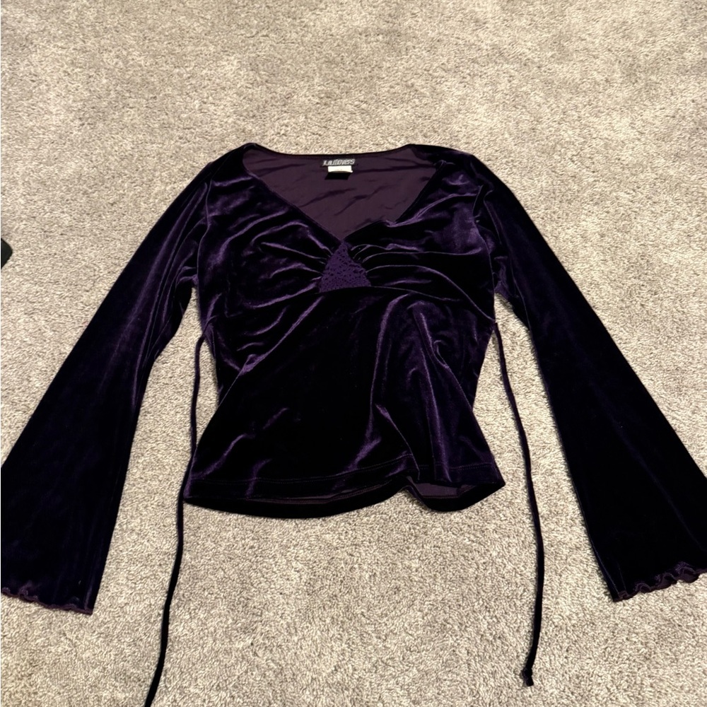 Chic Velvet Women's Blouse in Deep Purple